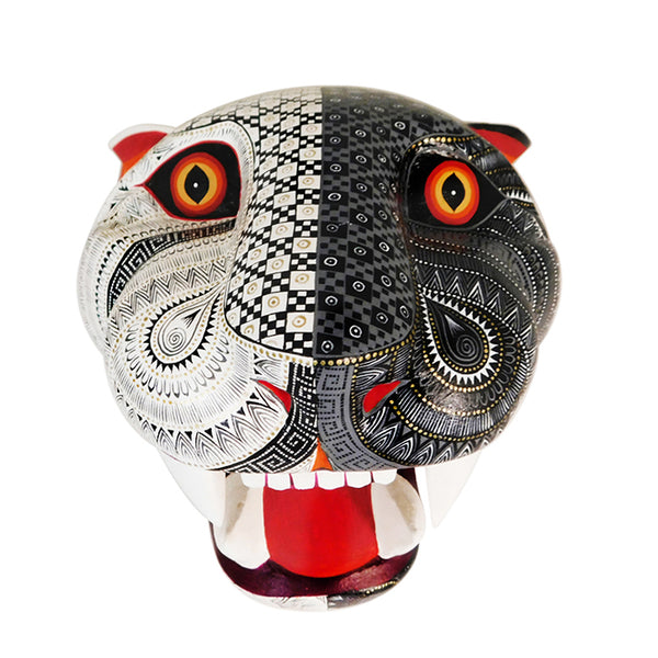 Rocio Fabian: Stunning Day & Night Jaguar Mask